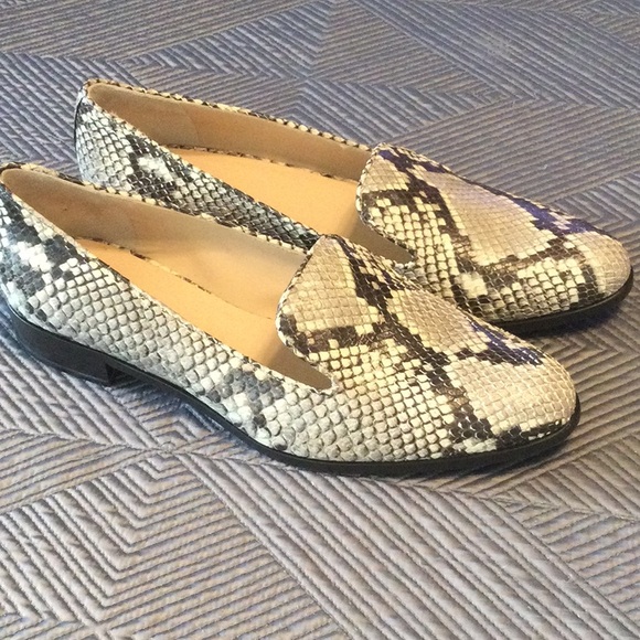 Aquatalia size 9.5 gray and black snake leather loafers for women - Picture 2 of 8